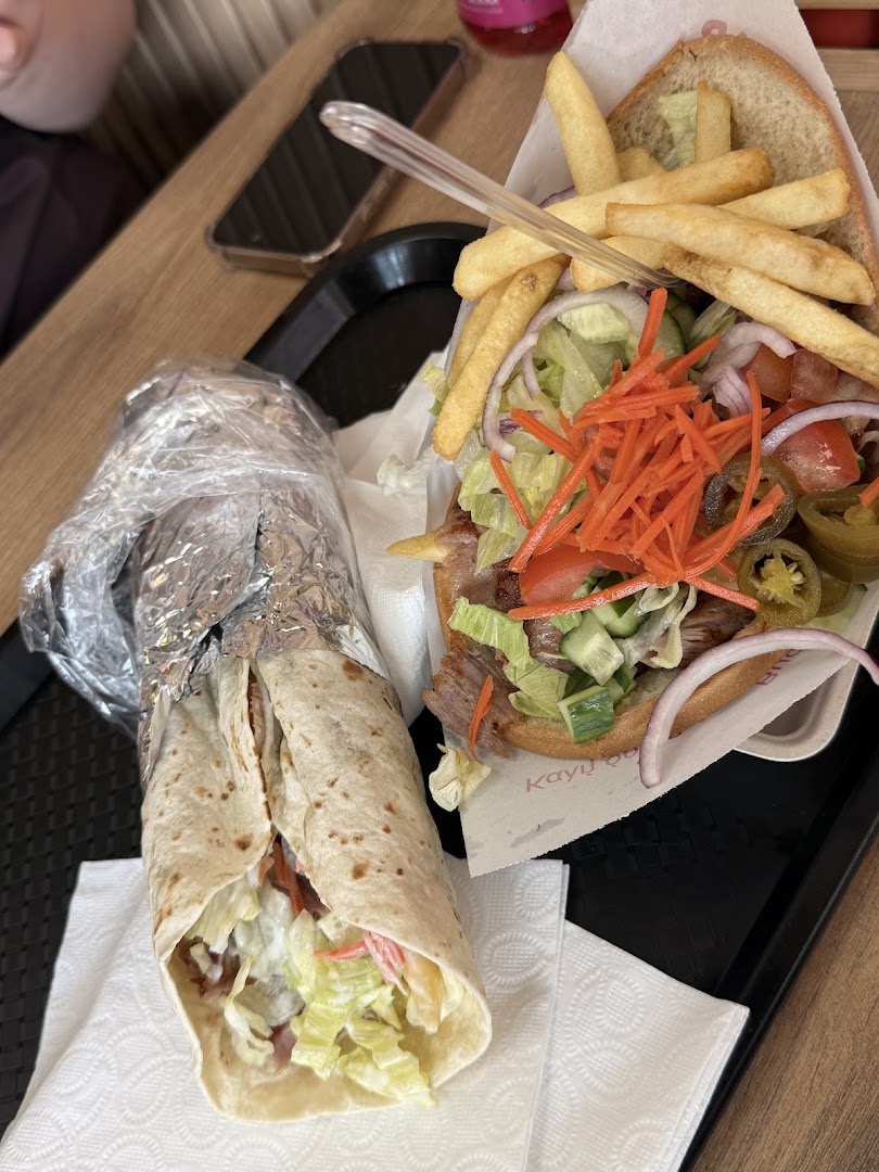 Hira Döner 🇹🇷 · Foto’s 9